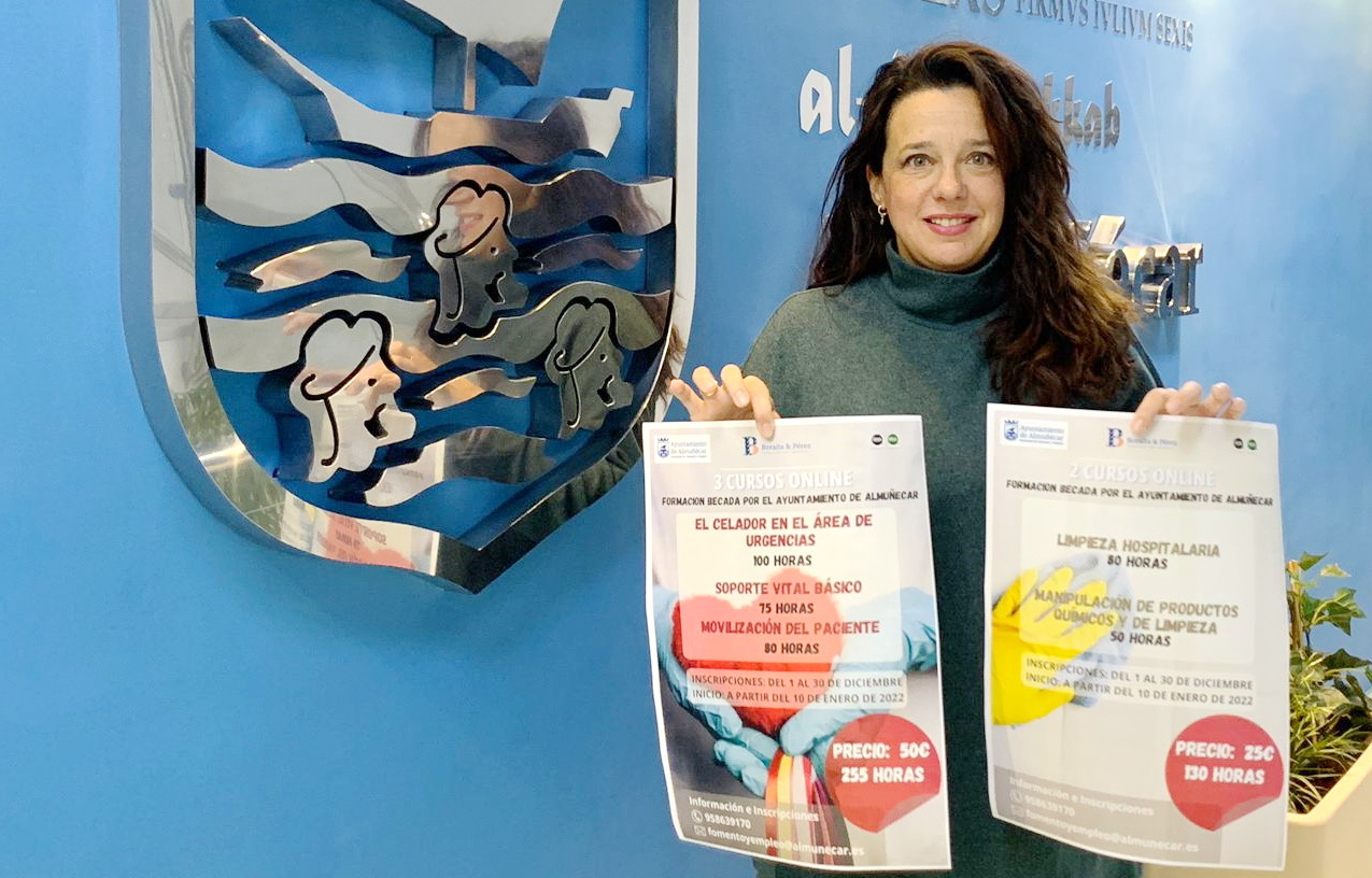 Almuñécar forma a casi una treintena  de personas en los sectores de sanidad  y limpieza